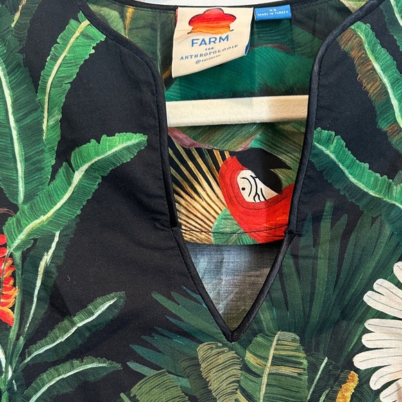 FARM Rio Black Pullover Tunic with Tropical Parrot Print - Picture 4 of 8